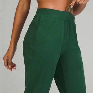 Lululemon Green Adapted State High Rise Joggers size 8